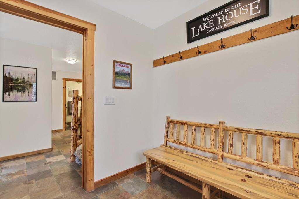 Vila Cascade Lake House - Year Round Fun Sleeps 18 Exteriér fotografie